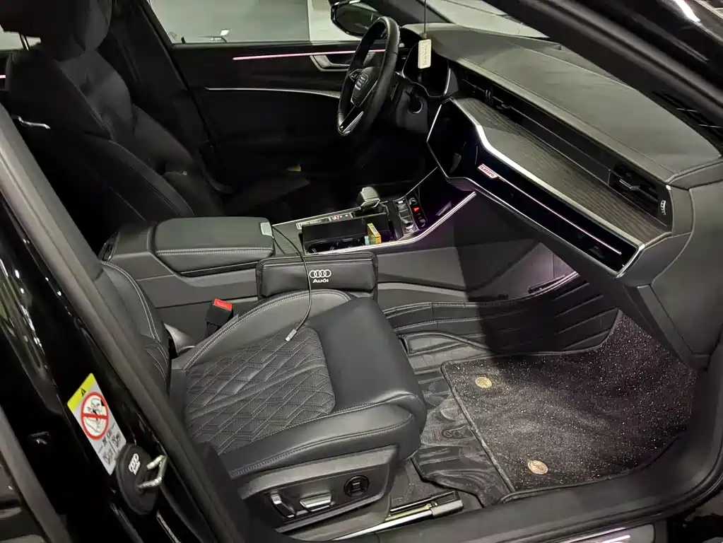 Audi A6L 2024 45 TFSI quattro