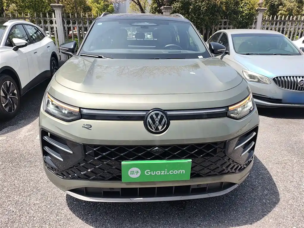 Volkswagen Tayron 2025 L 380TSI Luxury Easy