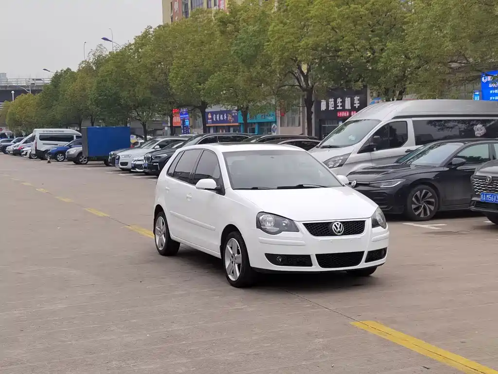 Volkswagen Polo — миниатюра 3