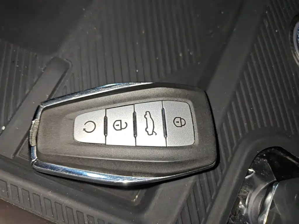 Geely Monjaro L 2025 2.0TD AT