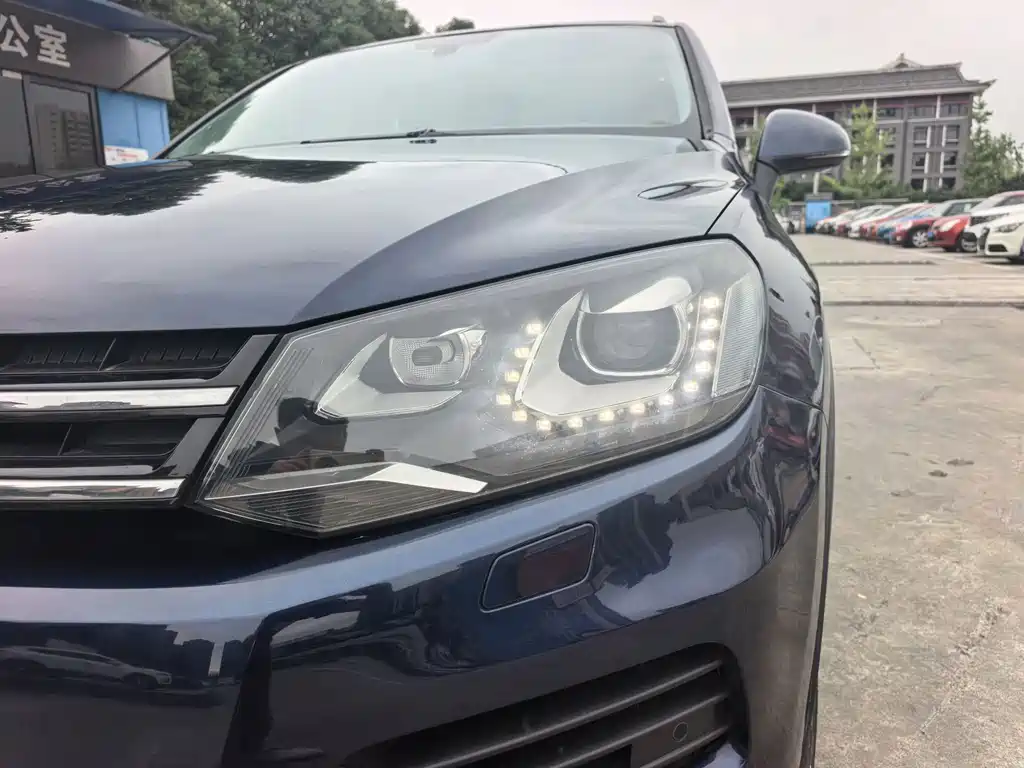 Volkswagen Touareg — миниатюра 9