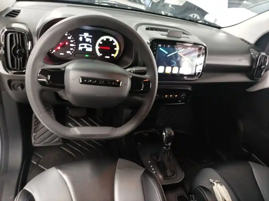 Roewe Clever 2022 311km