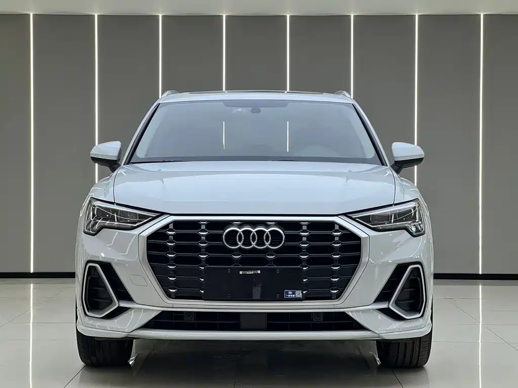 Audi Q3 — миниатюра 2