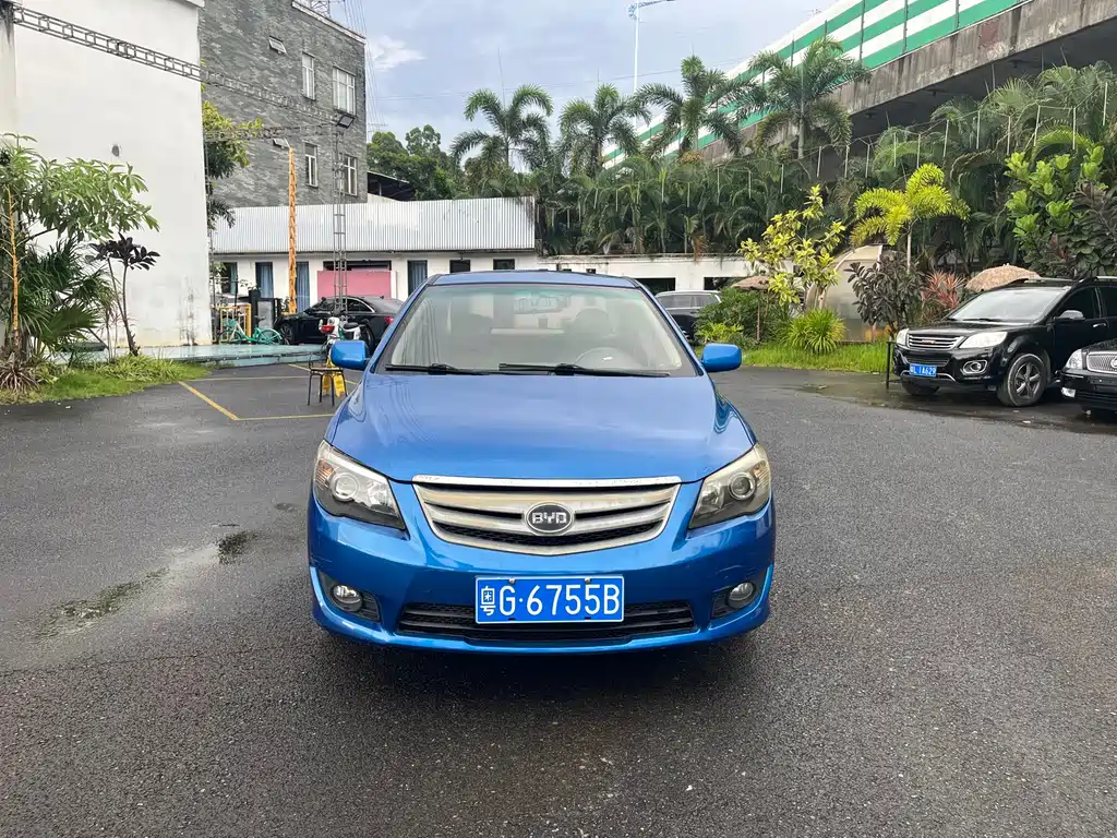 BYD L3 2013 1.5L AT Comfort