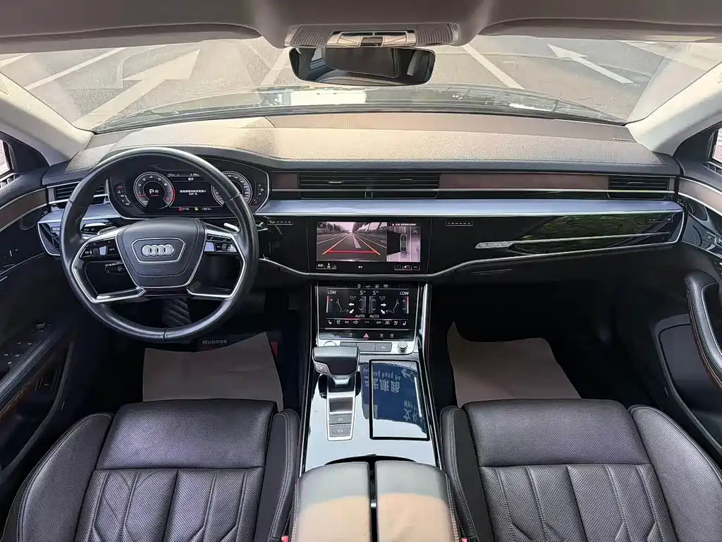 Audi A8 — миниатюра 5