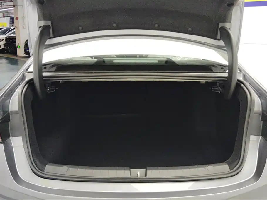 BYD Qin Plus PLUS 2025 DM-i Smart Drive 128KM