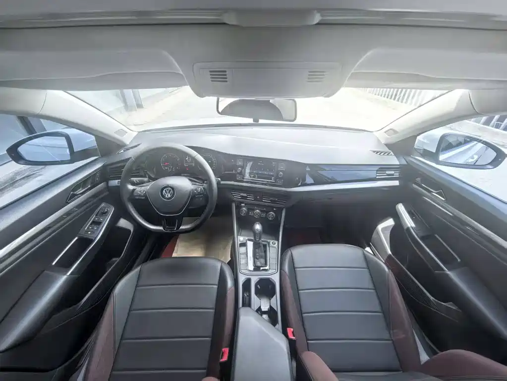 Volkswagen Bora 2019 1.5L AT Elite V