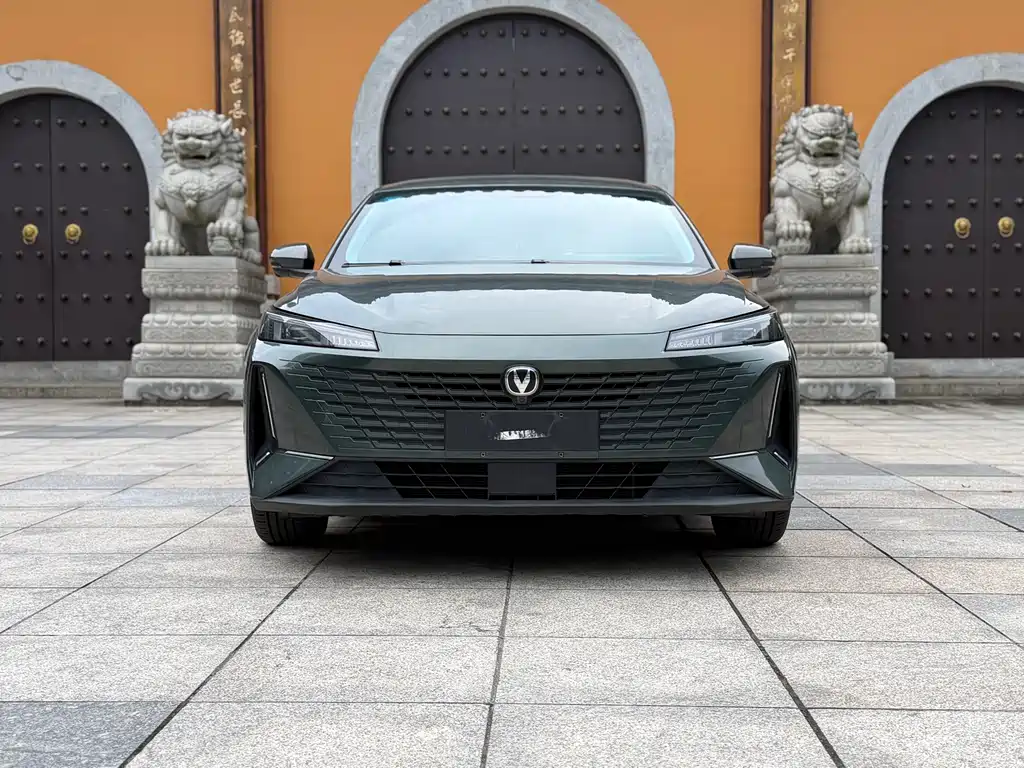 Changan Yida 2023 NE 1.5T GDI DCT Luxury