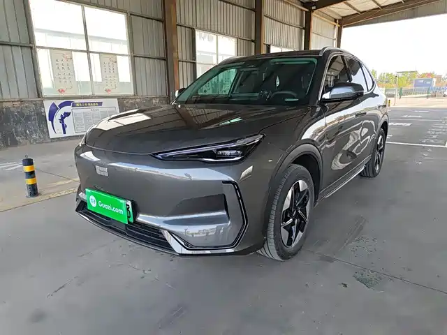 2025 Geely Galaxy E5