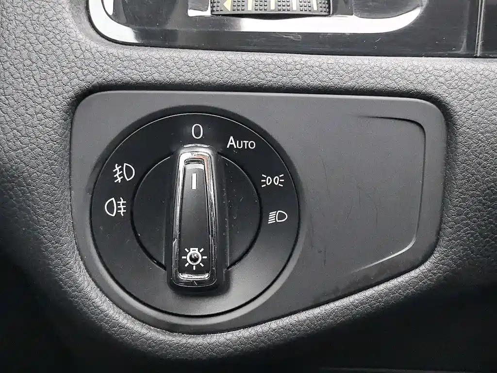 Volkswagen Golf — миниатюра 21