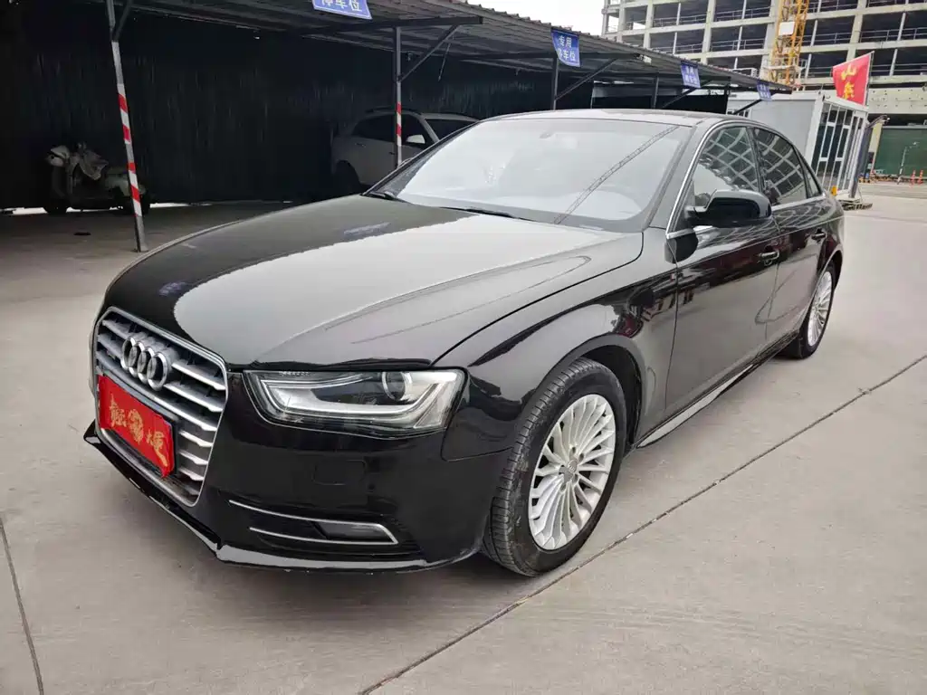Audi A4L 2014
