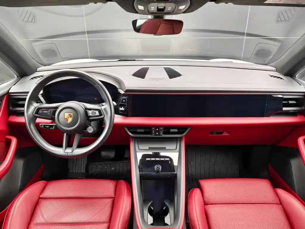 Porsche Macan EV — миниатюра 8