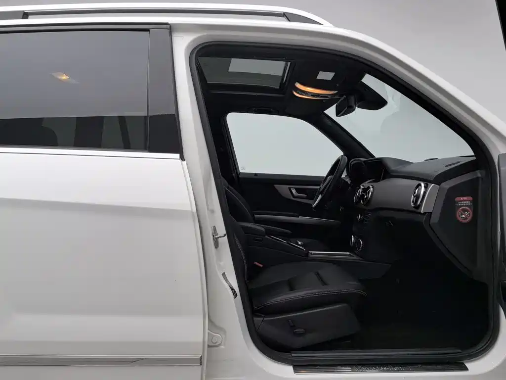 Mercedes-Benz GLK-Class — миниатюра 23