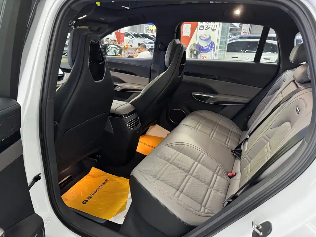 Hongqi Hongqi Tiangong 08 — миниатюра 10