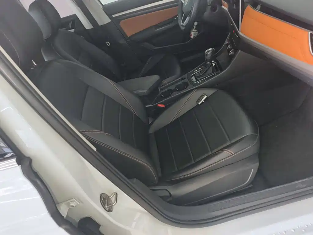 Volkswagen Bora — миниатюра 25
