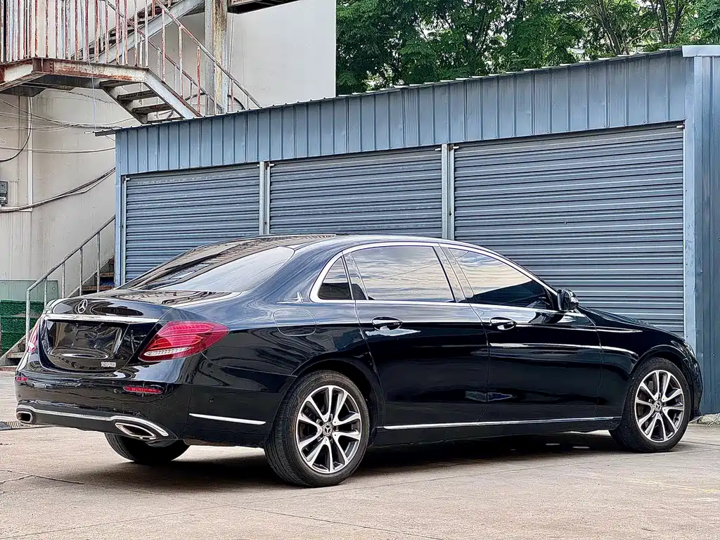 Mercedes-Benz E-Class E 2016 E 300 L Fashion