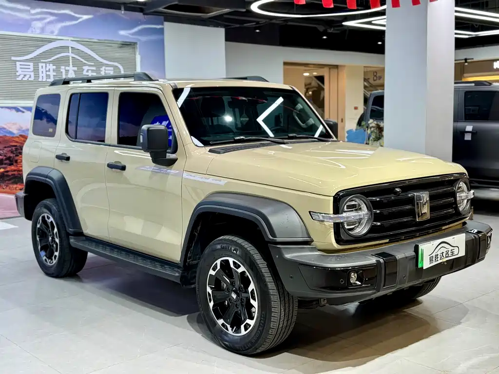 TANK TANK 300 NEW ENERGY