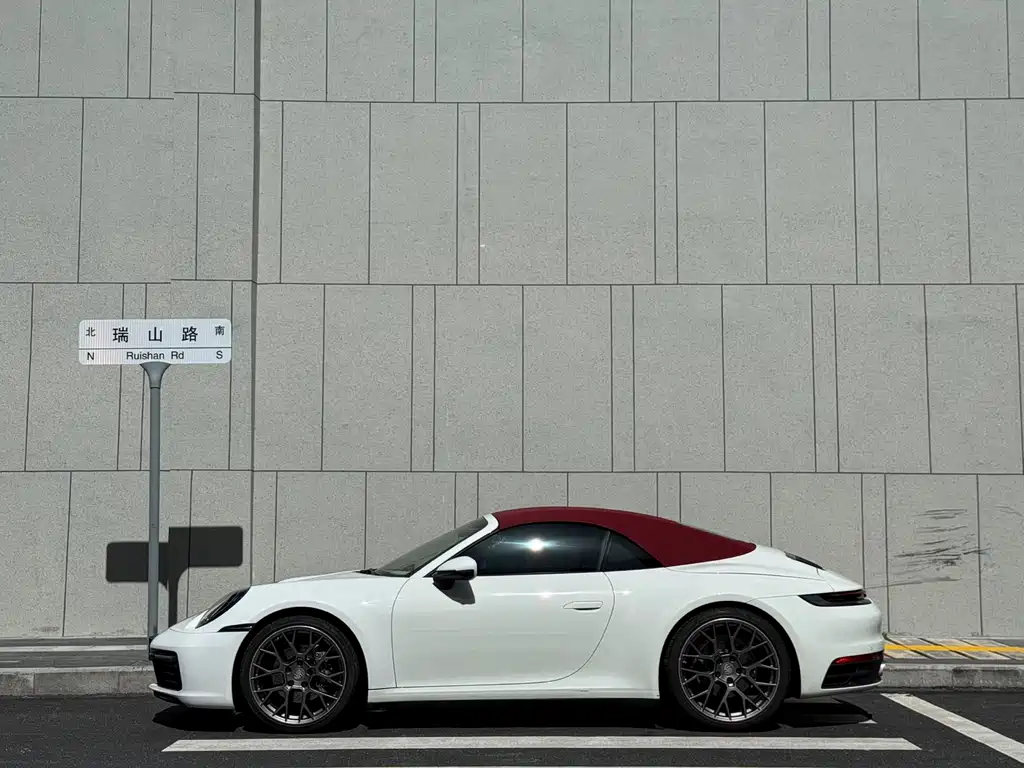 Porsche 911 2020 Carrera 4 Cabriolet 3.0T