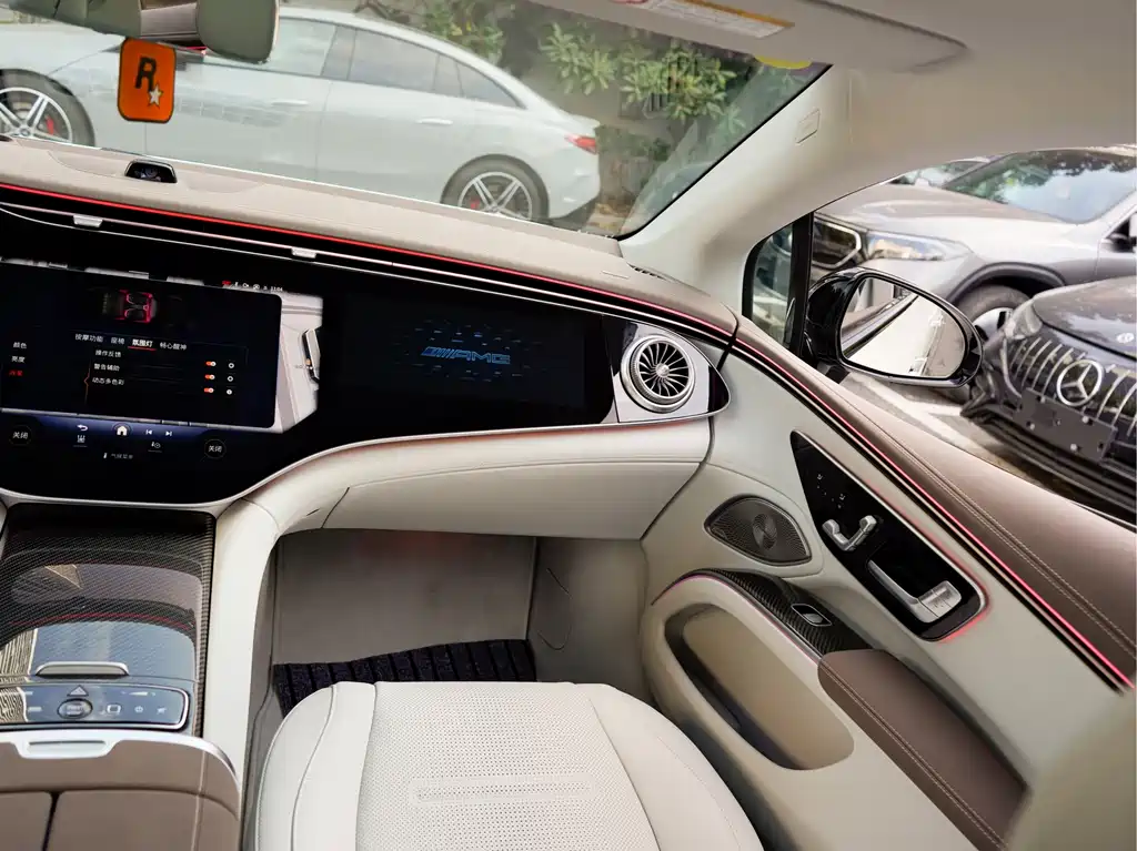 MERCEDES-BENZ EQS AMG