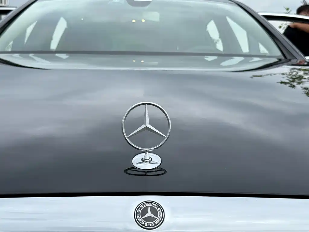 Mercedes-Benz E-Class — миниатюра 17