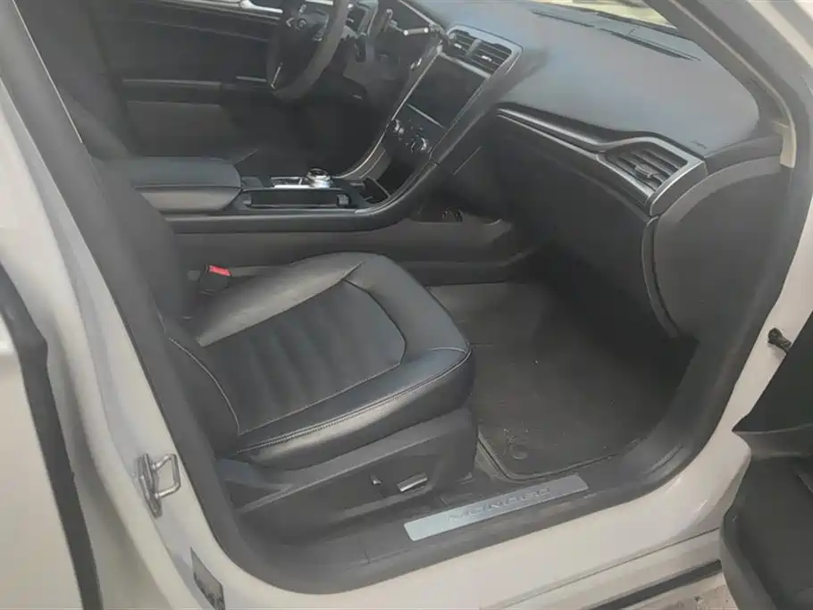 Ford Mondeo 2017 EcoBoost 200 Fashion