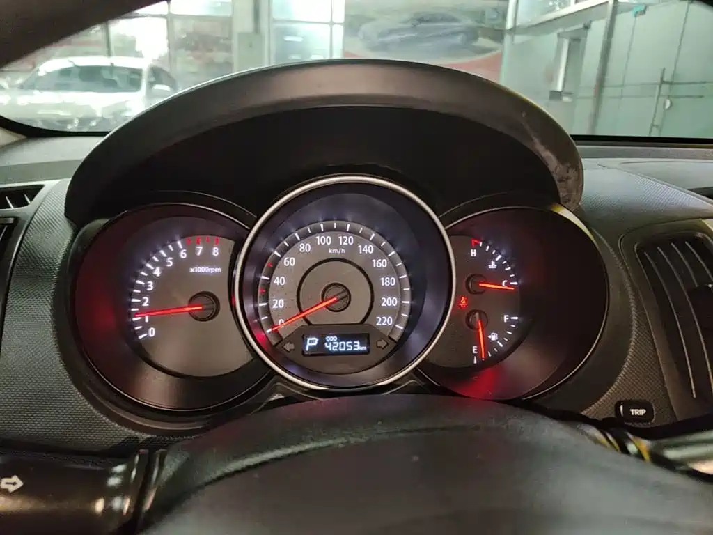 Kia Forte — миниатюра 12