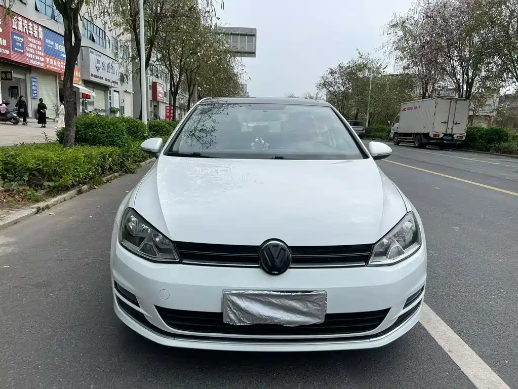 Volkswagen Golf — миниатюра 2