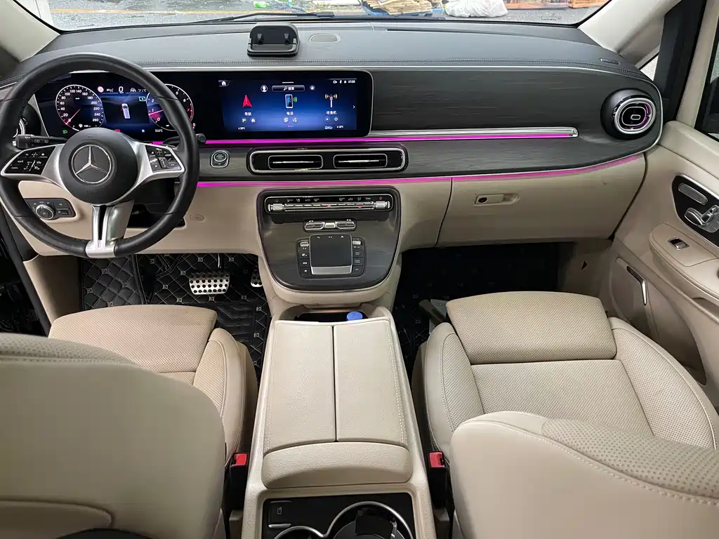 Mercedes-Benz V-Class V 2024 V 300 L Luxury