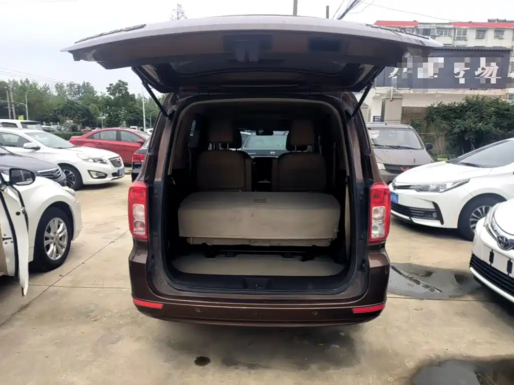 Wuling Hongguang — миниатюра 19
