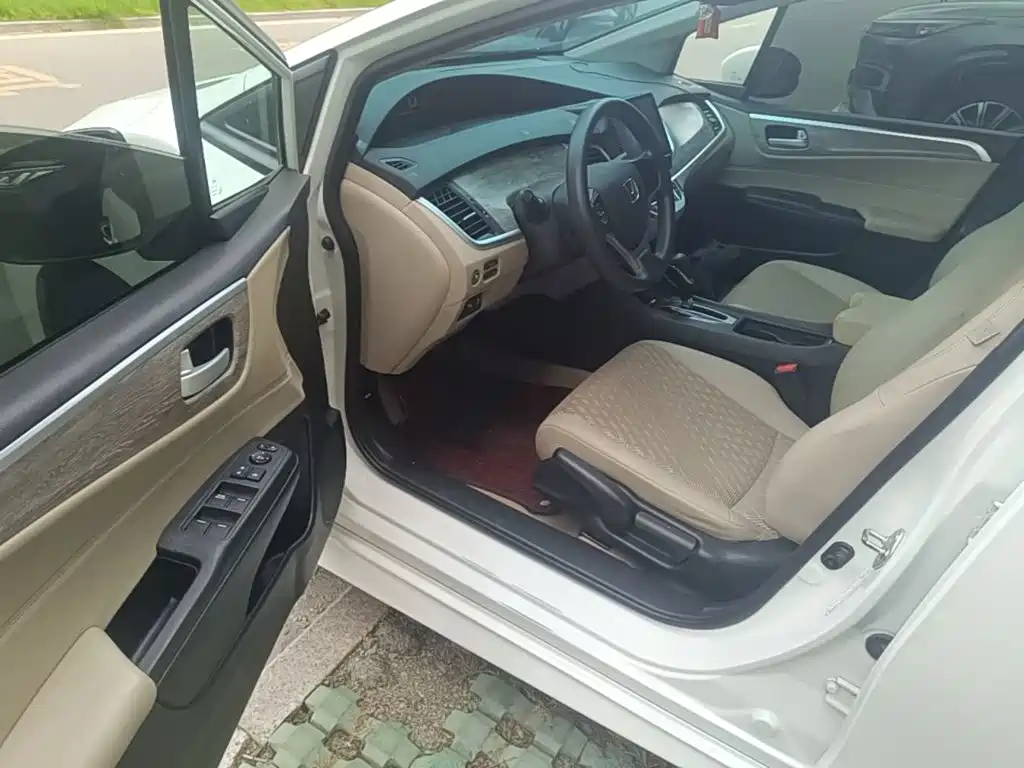 Honda Jade — миниатюра 16