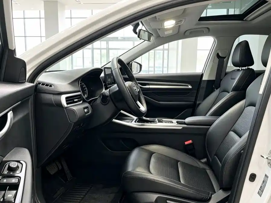 Geely Emgrand — миниатюра 6