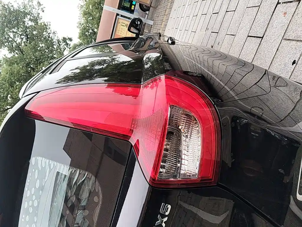 Geely Vision X6 — миниатюра 8