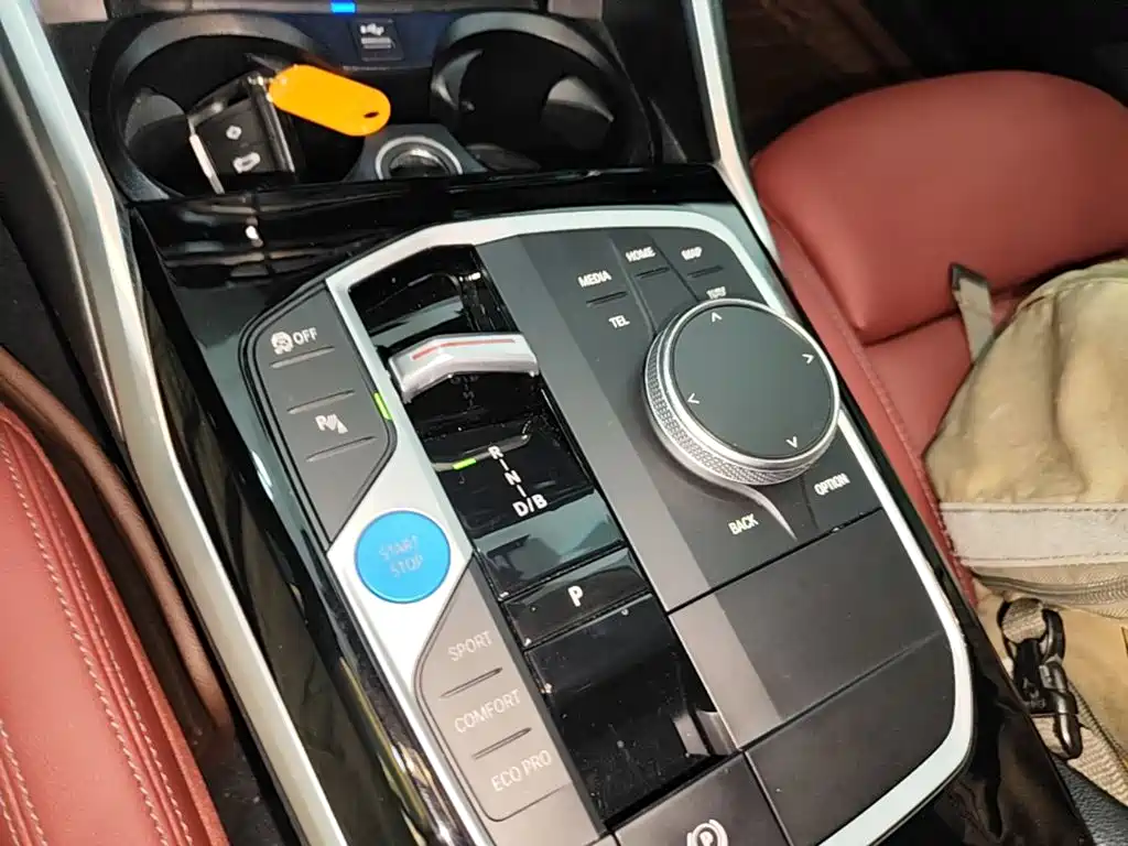 BMW i3 — миниатюра 14