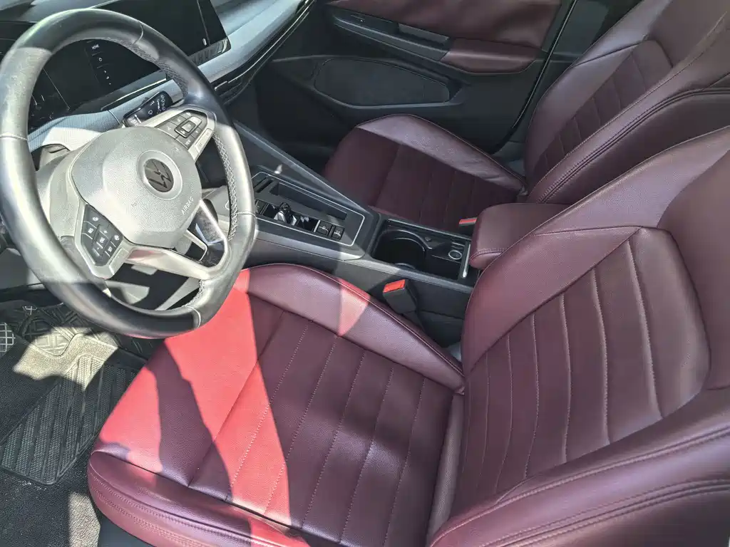 Volkswagen Golf — миниатюра 6