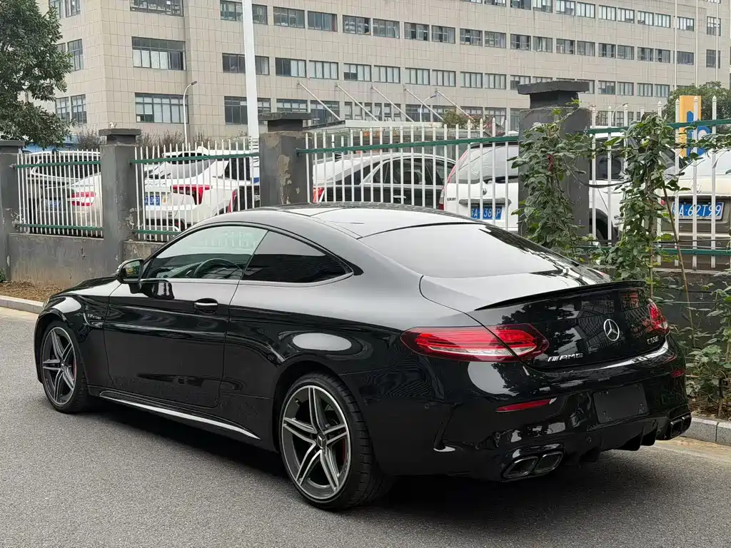 Mercedes-Benz C-Class AMG — миниатюра 4