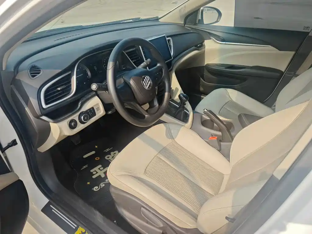 Buick Excelle — миниатюра 7
