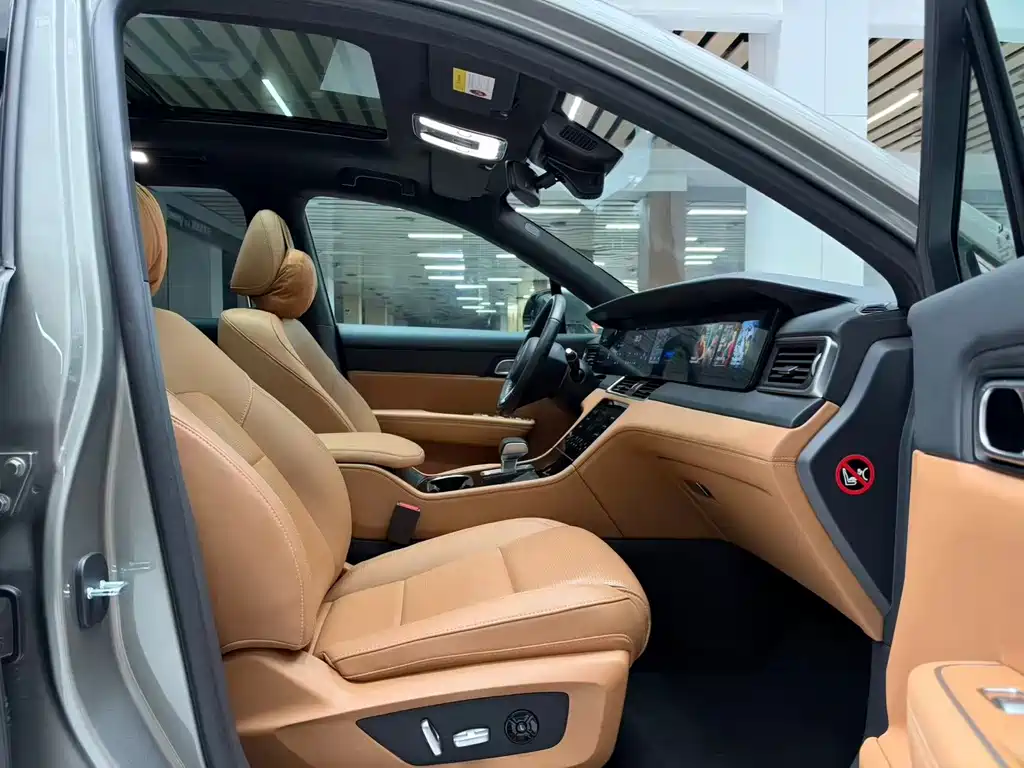 Li Auto Li ONE — миниатюра 18