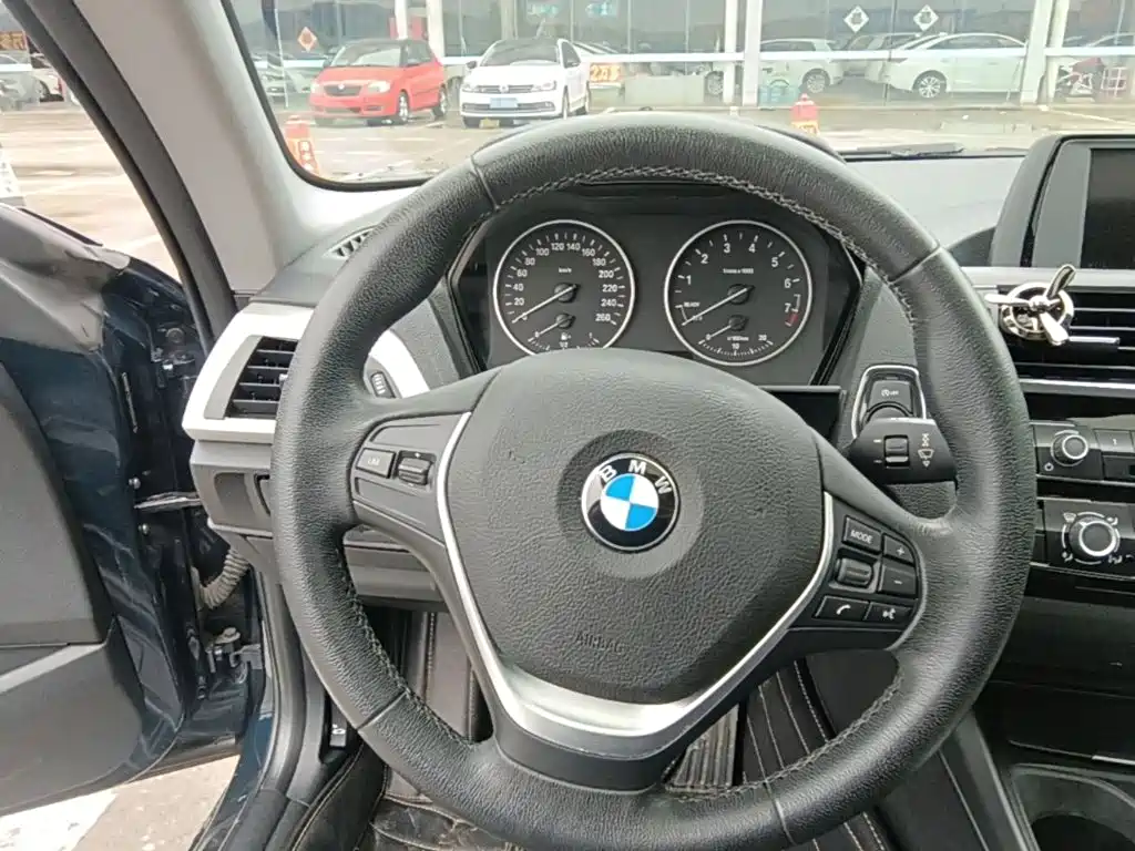 BMW 2 Series (Import) — миниатюра 11