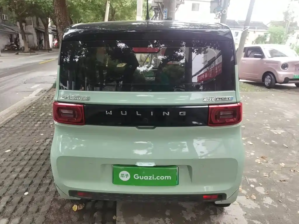 Wuling MINIEV — миниатюра 6