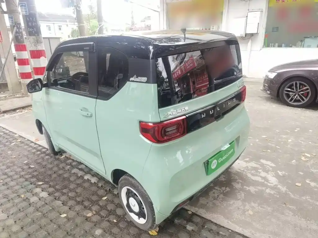 Wuling MINIEV — миниатюра 5