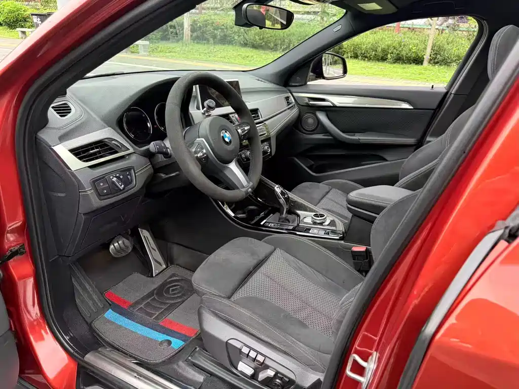 BMW X2 2018 sDrive25i Luxury M V