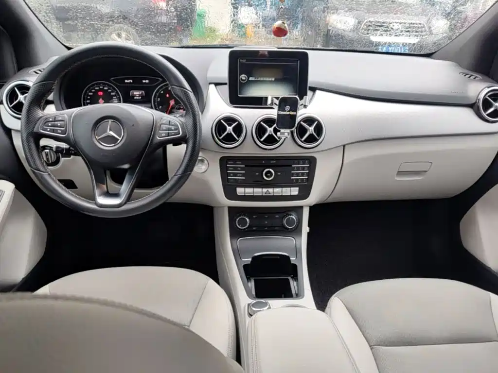 Mercedes-Benz B-Class B 2015 B 200