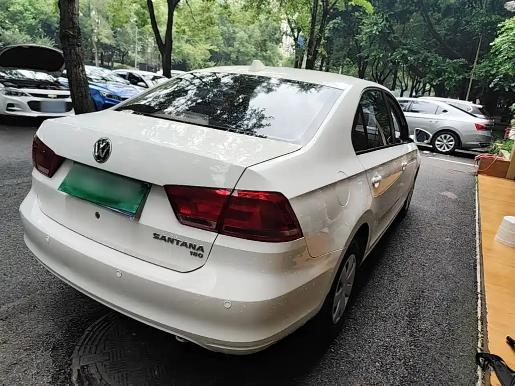 Volkswagen Santana — миниатюра 7