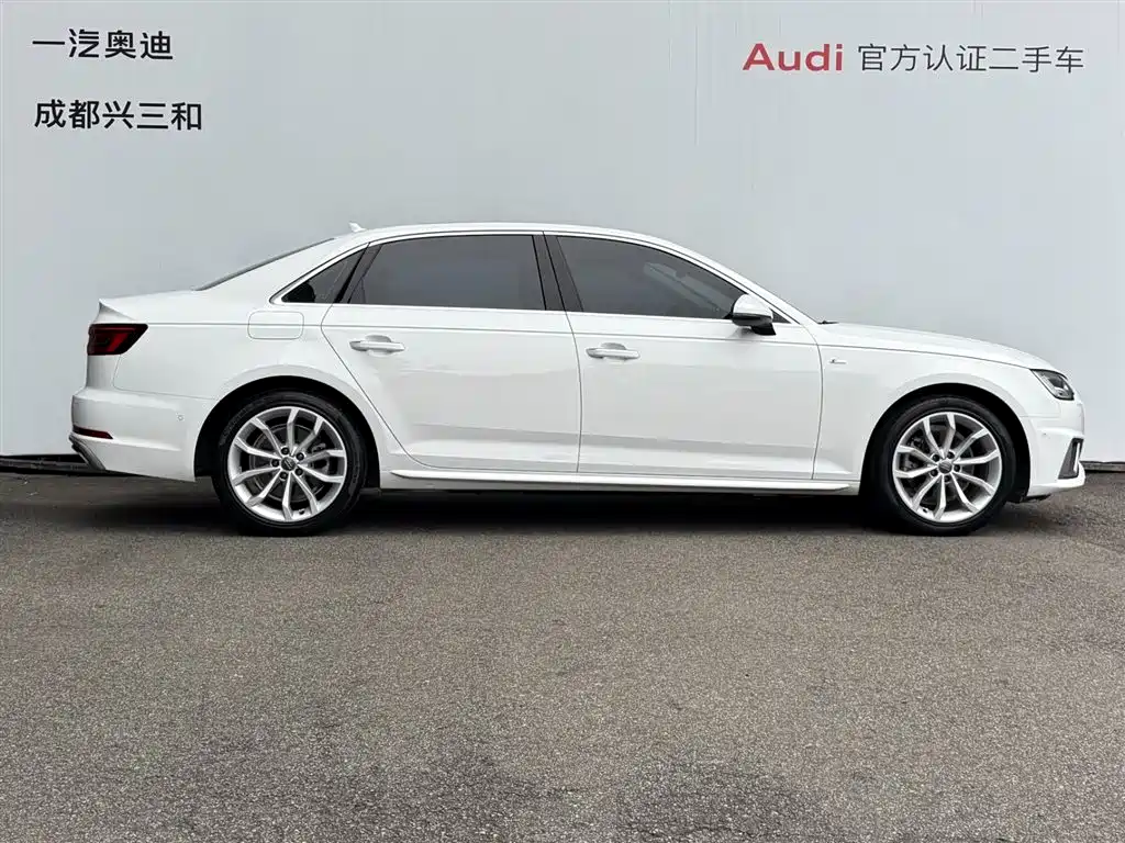 Audi A4L — миниатюра 2