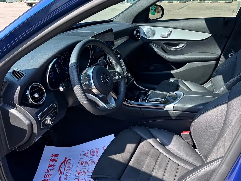 Mercedes-Benz C-Class — миниатюра 11