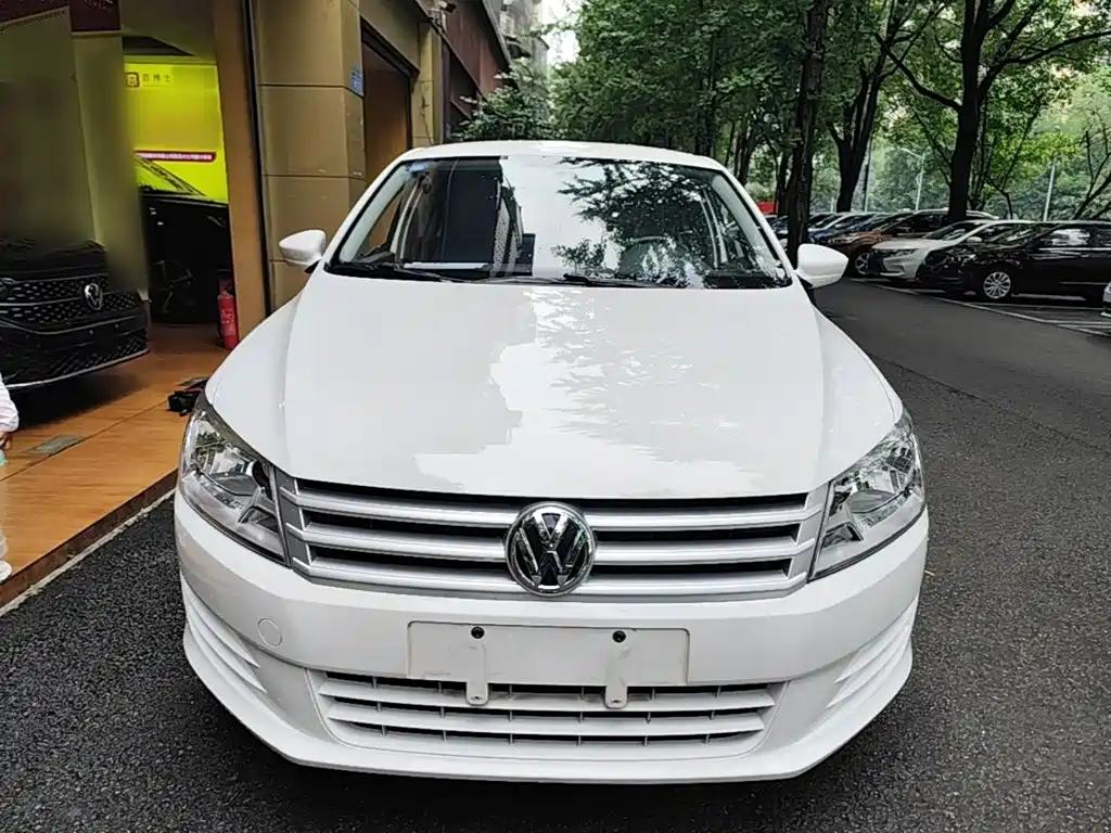 Volkswagen Santana — миниатюра 3