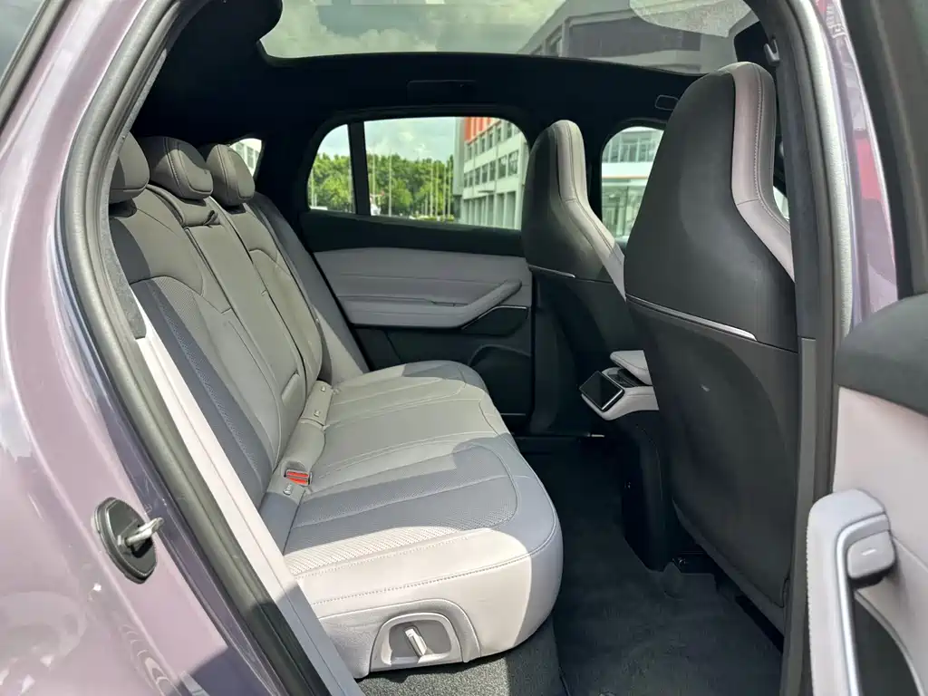 NIO EC6 — миниатюра 12