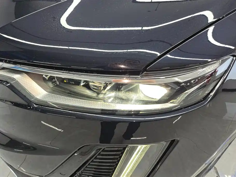 Cadillac XT6 2022 2.0T мест Luxury