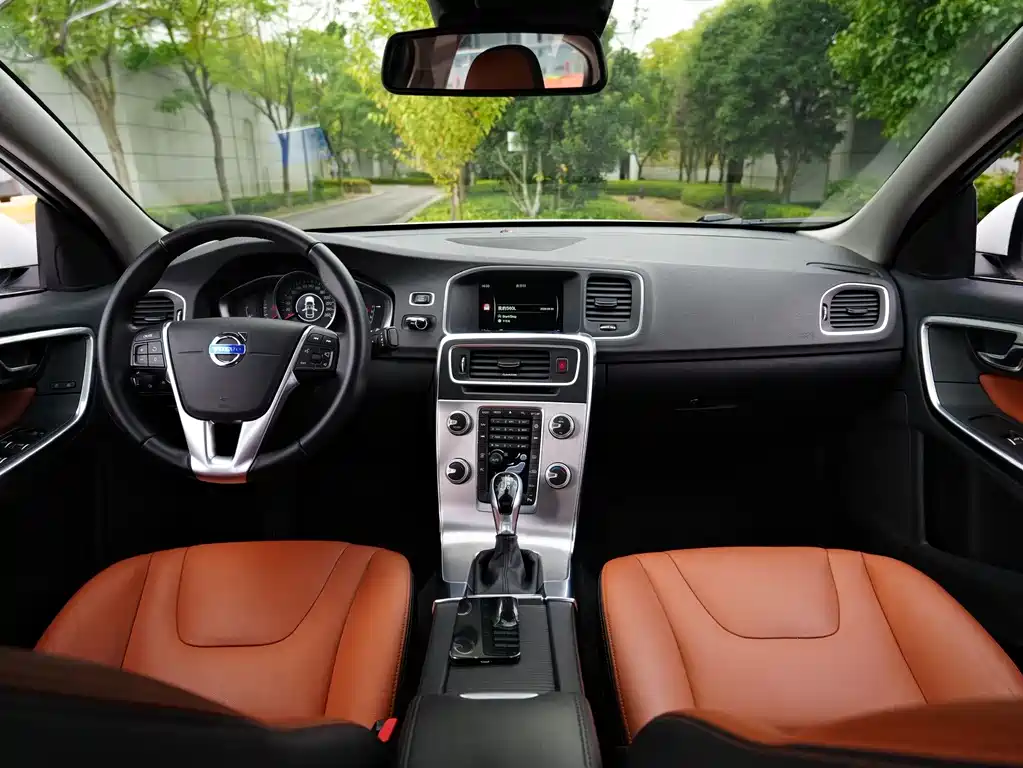Volvo S60 — миниатюра 4