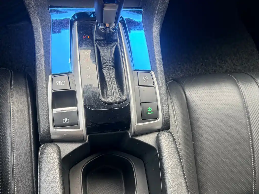 Honda Civic — миниатюра 10